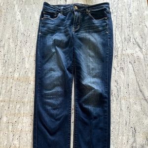 American Eagle Women’s Skinny Super Stretch Jeans, Dark Wash S8